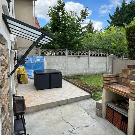 Maison Individuelle Avec Jardin